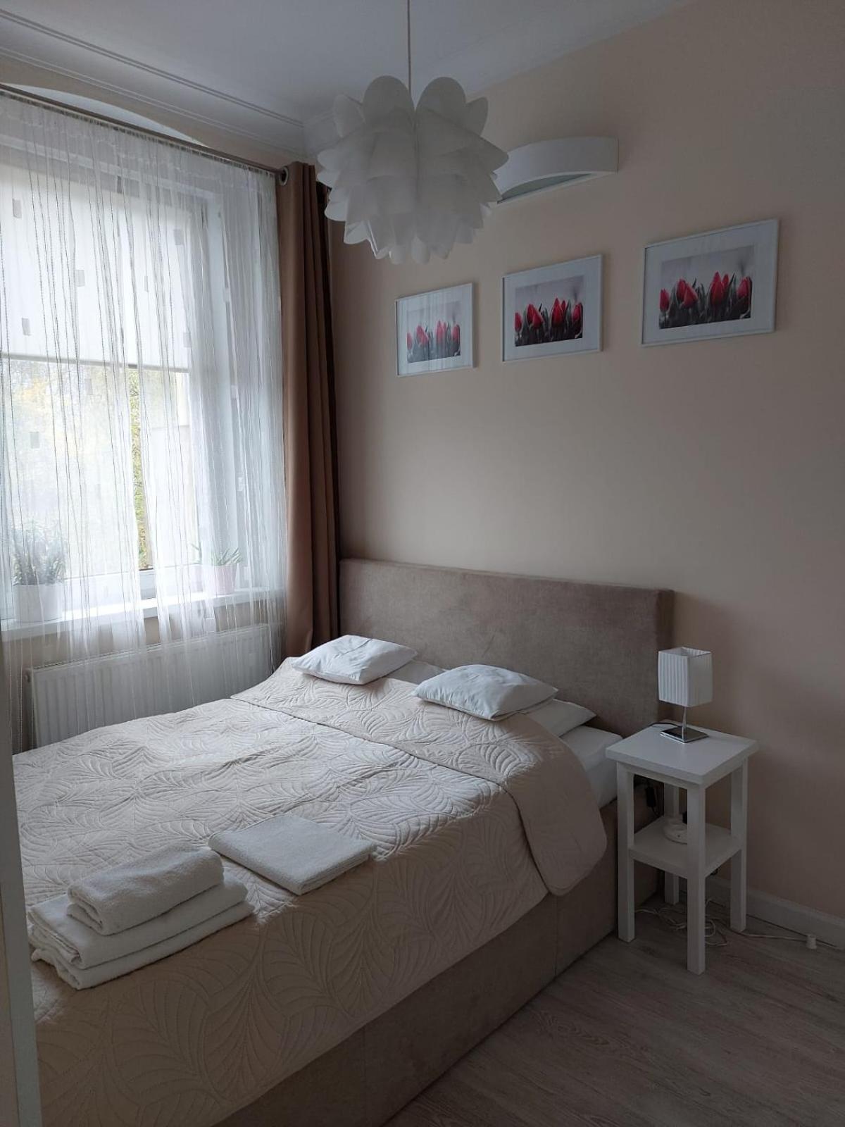 Come&Stay Zielona Gora Exterior foto