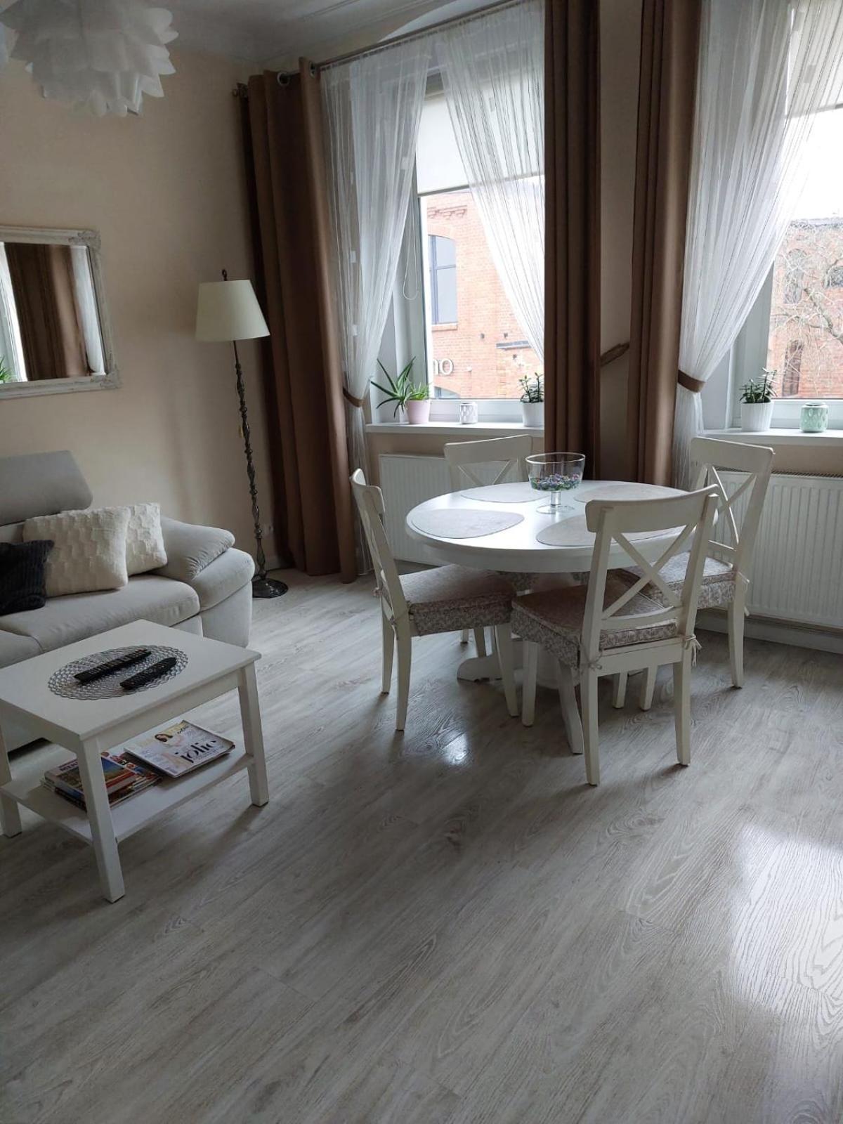 Come&Stay Zielona Gora Exterior foto