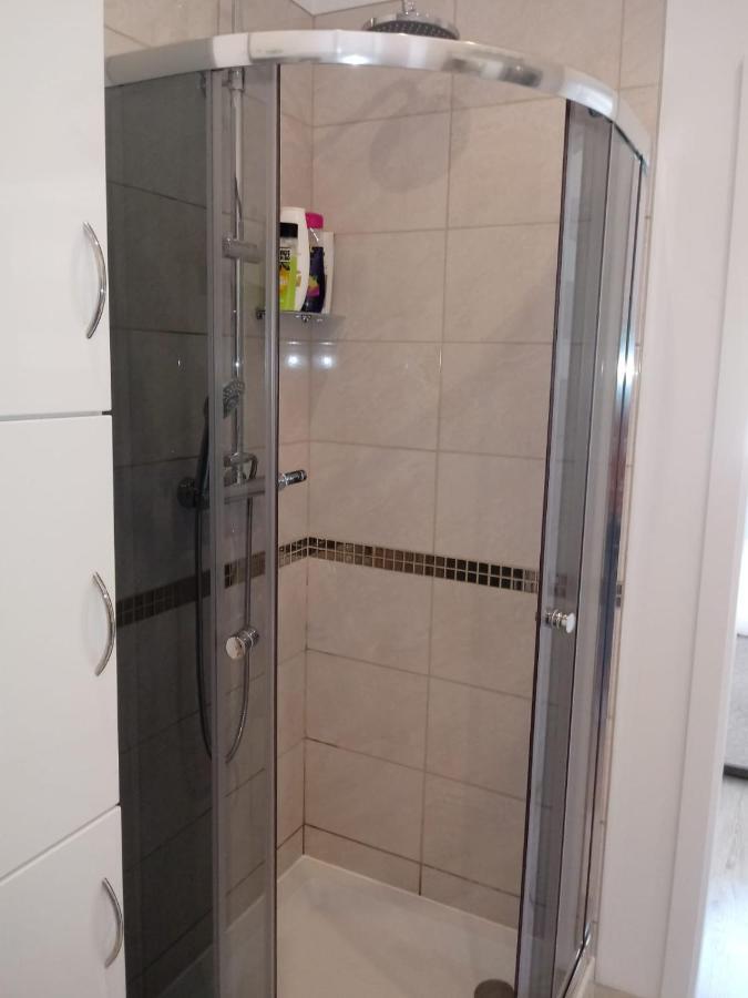 Come&Stay Zielona Gora Exterior foto